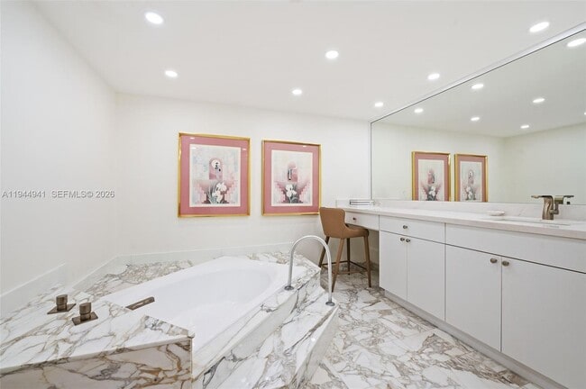 Building Photo - 10155 Collins Ave