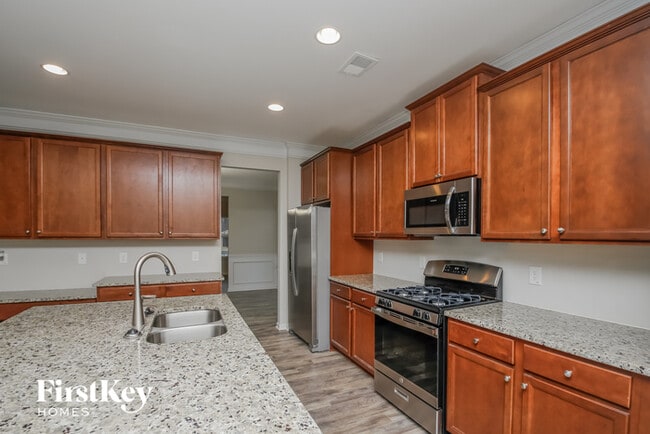 Building Photo - 388 Berkleigh Trails Dr