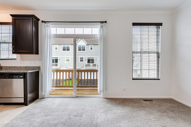 Building Photo - 315 Saunders Cir