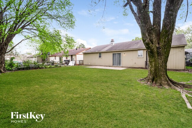 Building Photo - 5728 Ballenmoor Dr