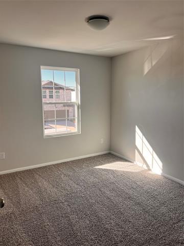 Building Photo - 900 Portina Dr