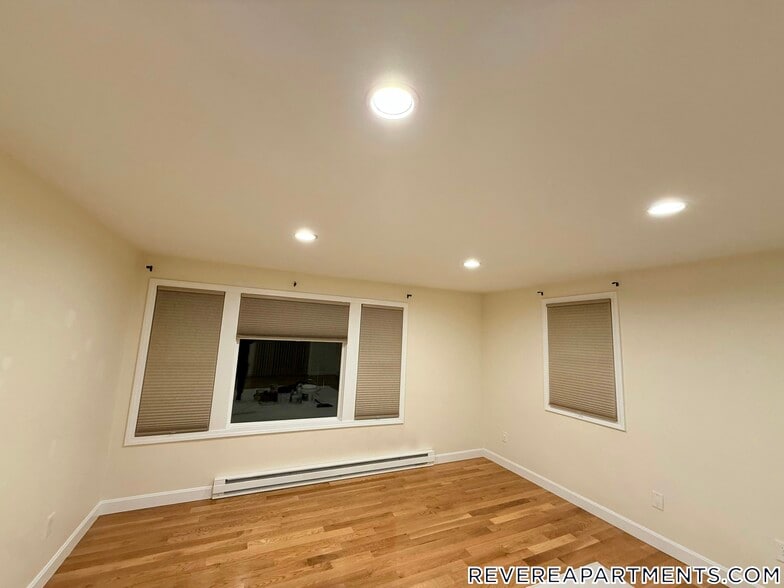 Building Photo - 48 Hauman St