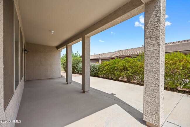 Building Photo - 42406 W Falling Star Dr