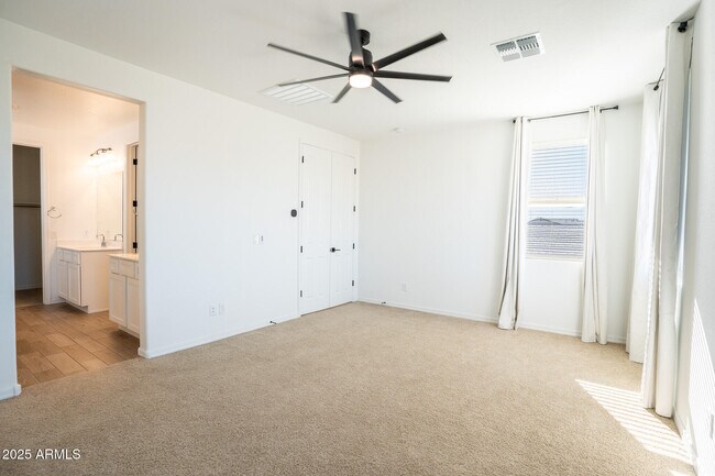 Building Photo - 4368 N Pioneer Dr