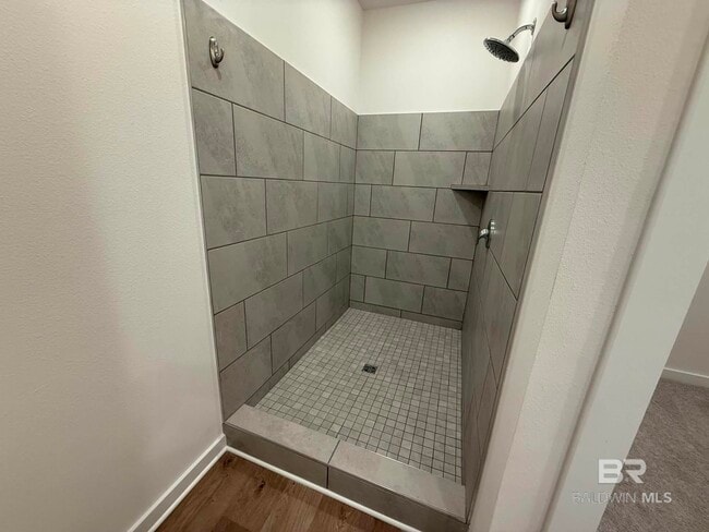 Building Photo - 19293 Maple Crest Loop