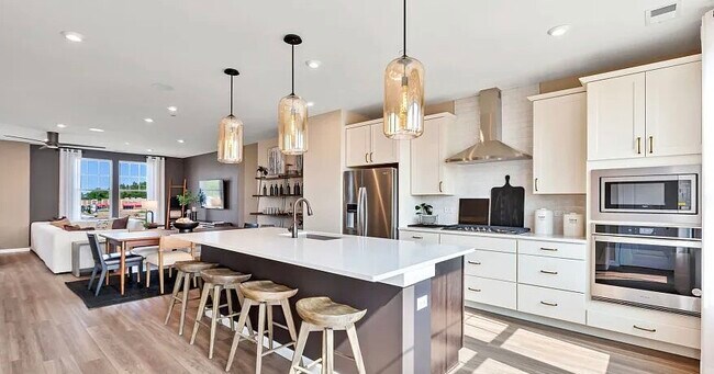 Building Photo - 2635 Lohan Way