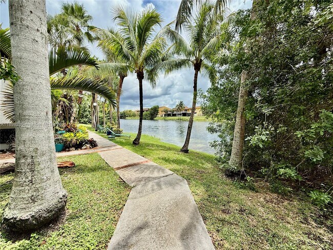 Building Photo - 8331 SW 157th Ave