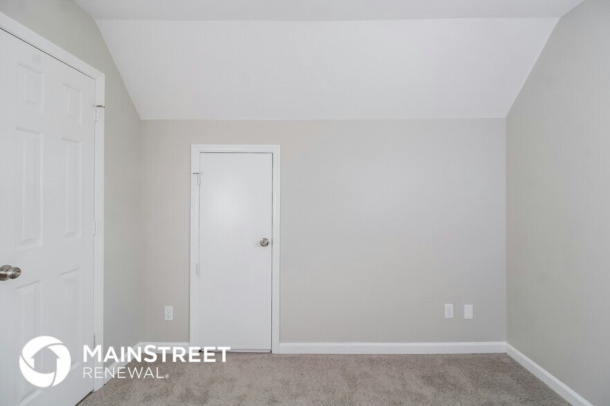 Building Photo - 3429 Tinley Park Dr