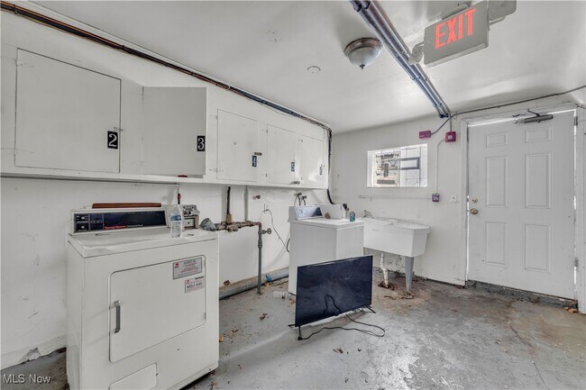 Building Photo - 5208 Lee Rd