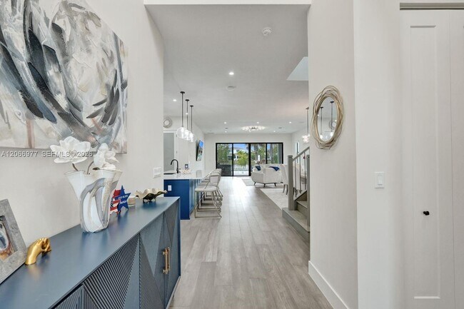 Building Photo - 12474 Solana Bay Cir