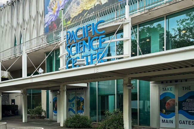 Building Photo - 2929 1st Ave