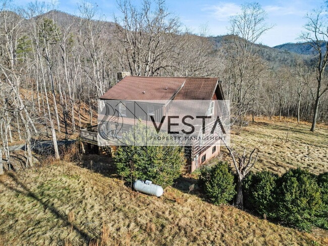 Building Photo - 58 Long Winding Road