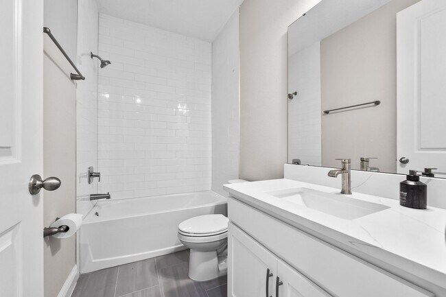 Building Photo - Barely Living in Single Family 3bed/2bath/2-car garage in Lake Nona
