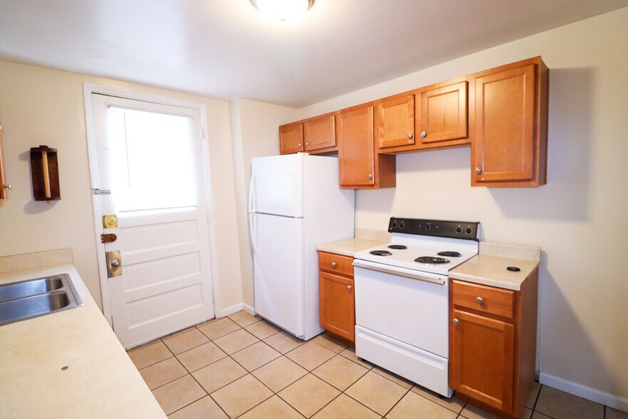 Building Photo - 2323 Moerlein Ave