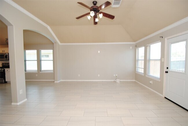 Building Photo - 5910 Sugar Field Ln