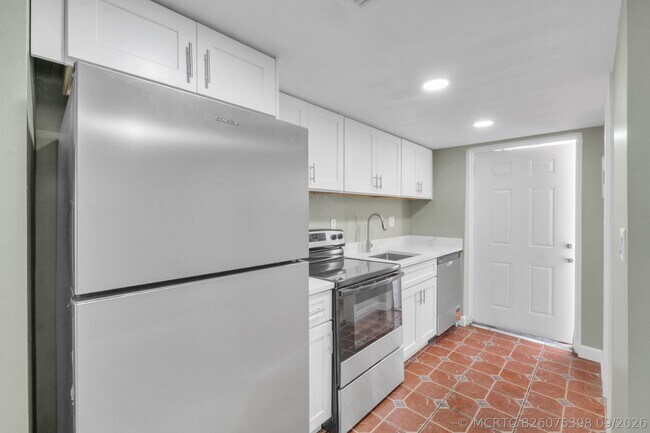 Building Photo - 4171 NW 26th St