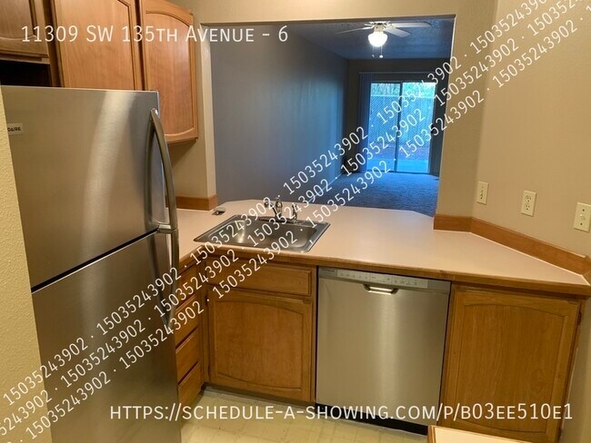 Building Photo - 11309 SW 135th Ave