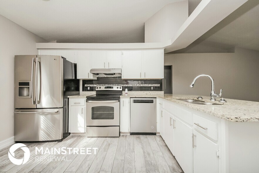Building Photo - 4211 Lavender Way