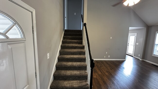Building Photo - 3541 Sandpiper Dr