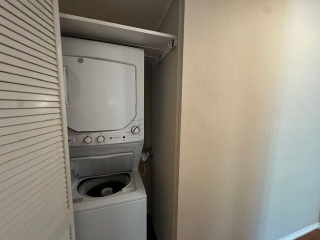 Building Photo - Beautiful & Private Condo in the Sought-After Terra Vista Community