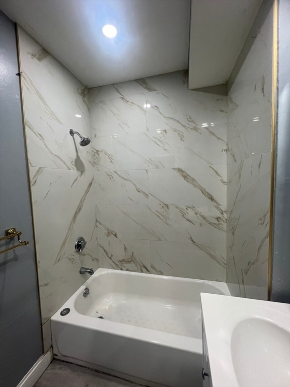 Building Photo - 10 Essex St