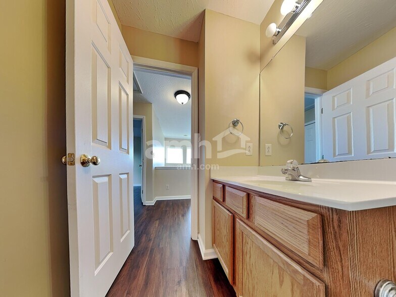Building Photo - 1153 Reveres Run