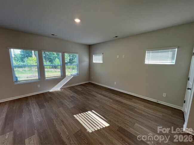 Building Photo - 149 Bird Dog Dr