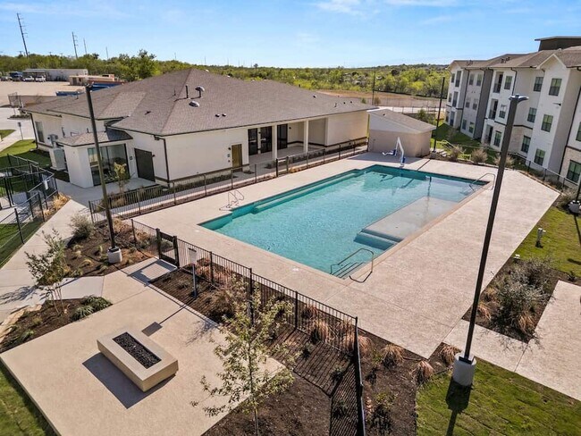 Building Photo - 4835 E Yager Ln