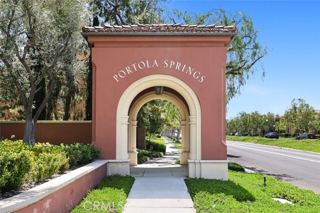 Building Photo - 59 Keepsake