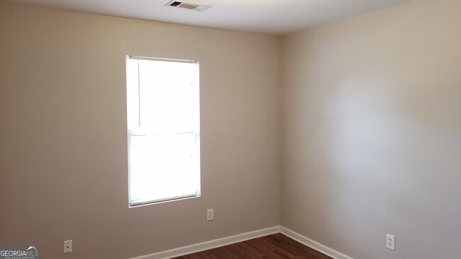 Building Photo - 630 Red Fox Ln