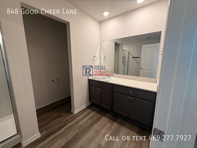 Building Photo - 848 Good Cheer Ln