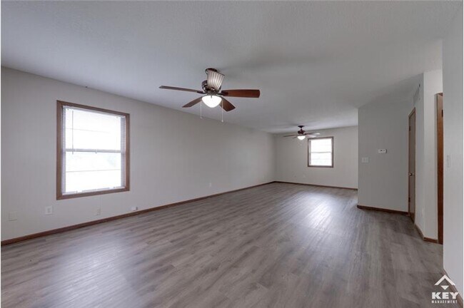 Building Photo - 3053 S Brandywine Rd