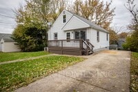 Building Photo - Charming 3-Bedroom Home with Walkout Basem...