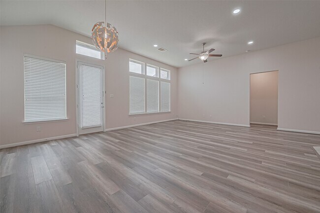Building Photo - 28522 Cabrera Hill Ln