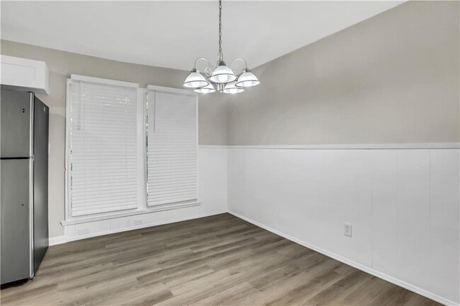 Building Photo - 1641 Delia Dr