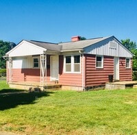 Building Photo - 1804 Airport Ave