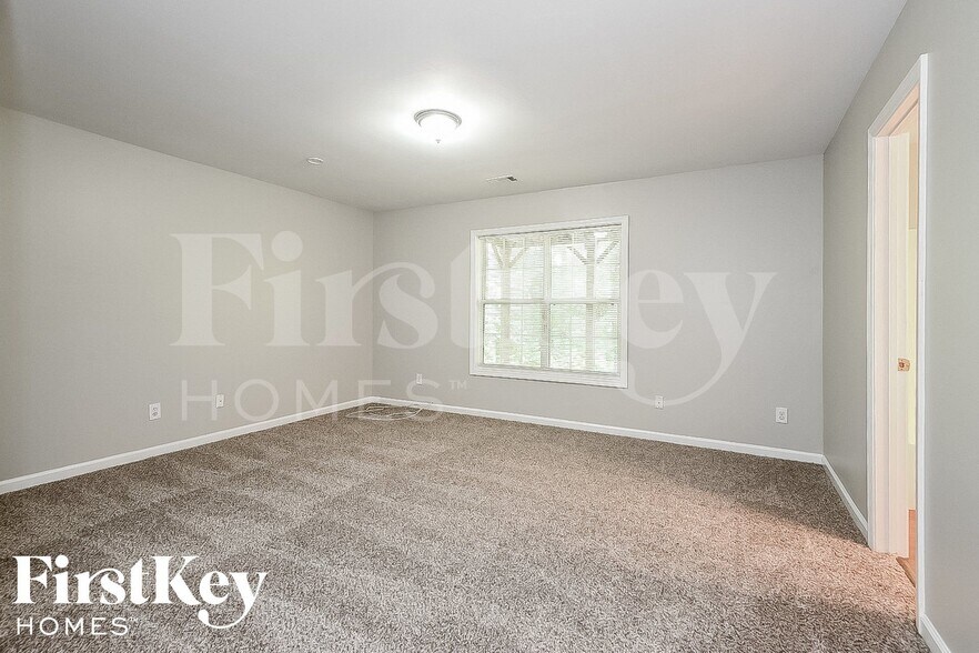 Building Photo - 3614 Allyn Dr NW