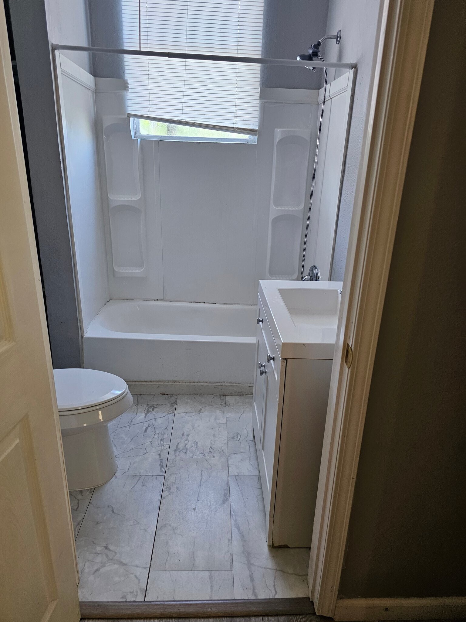 Building Photo - 2615 S Johnson St