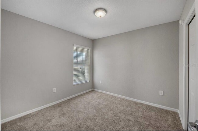 Building Photo - 378 Pentas Ln