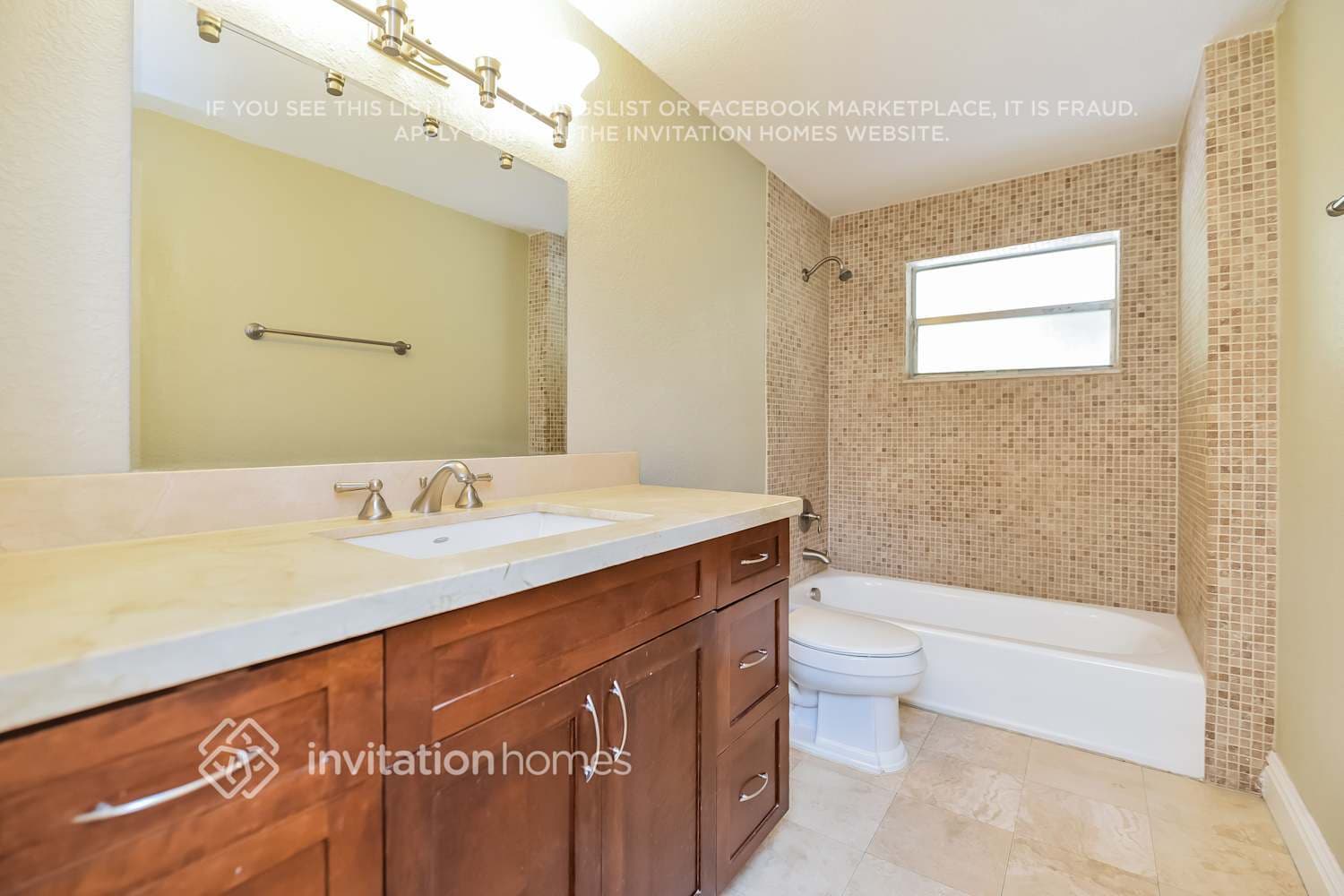 Building Photo - 3220 SW 118th Ct
