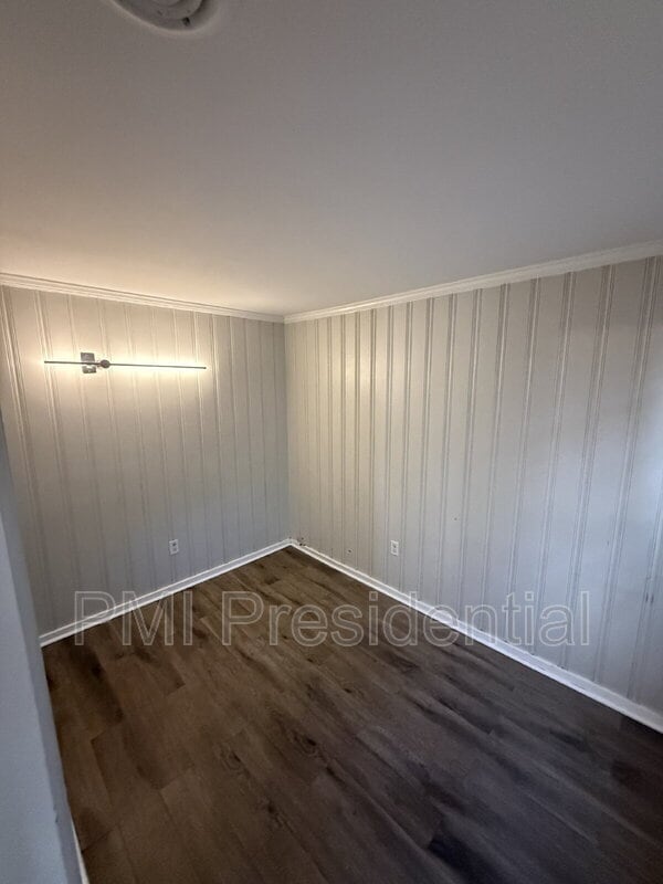 Building Photo - 1607 Peter Paul Blvd