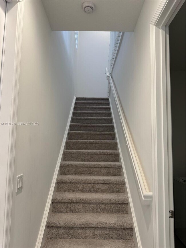 Building Photo - 16456 Sea Turtle Pl