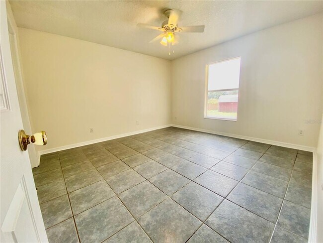 Building Photo - 8634 Garden Way Rd