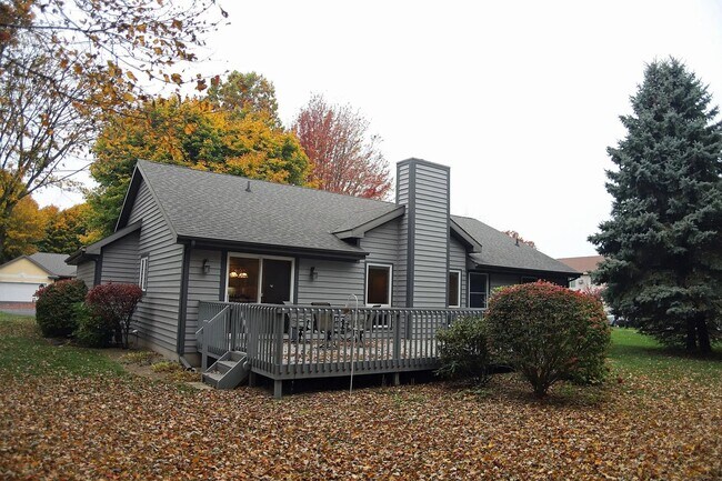 Building Photo - 4-bedroom 3 bath home in Saint joseph