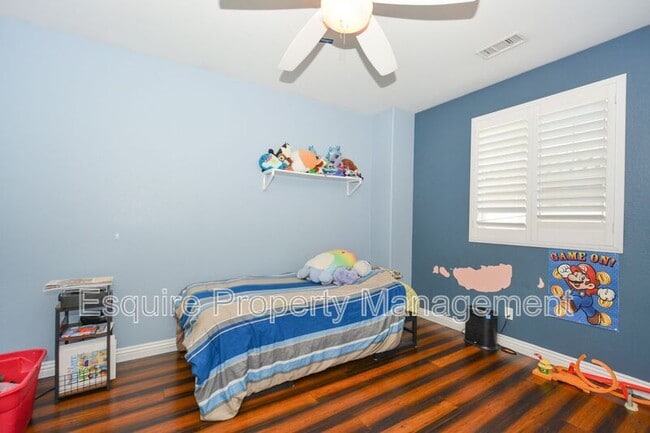 Building Photo - 3750 Golden Pond Dr