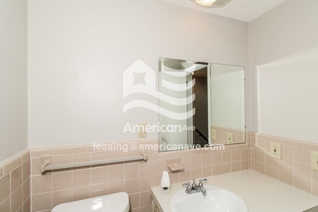 Building Photo - 108 Mistwoode Rd