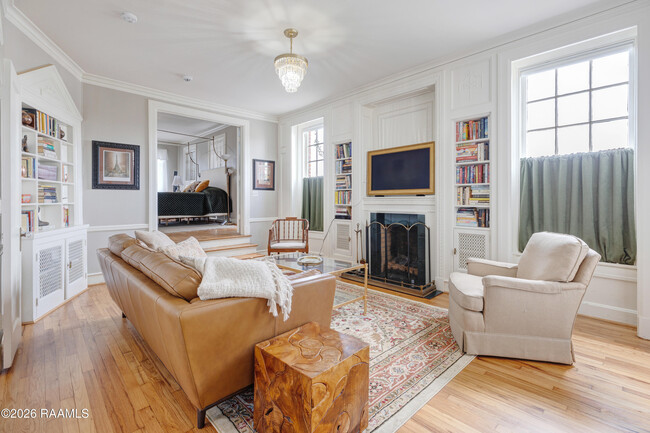 Building Photo - 109 French St