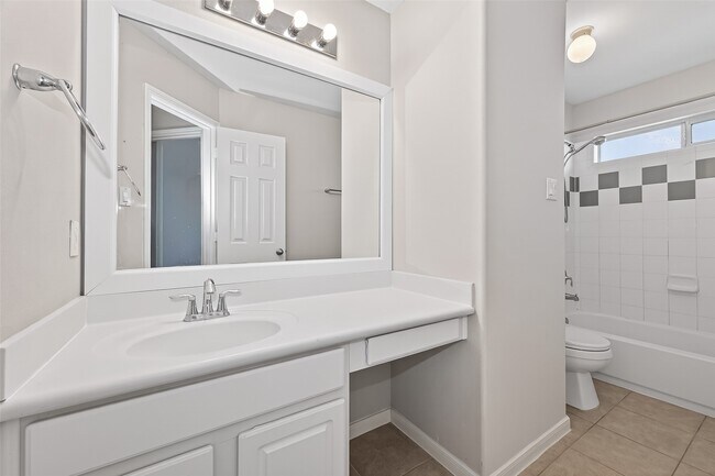 Building Photo - 21122 Maybrook Manor Ln