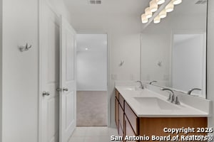 Building Photo - 14839 Vance Jackson Rd