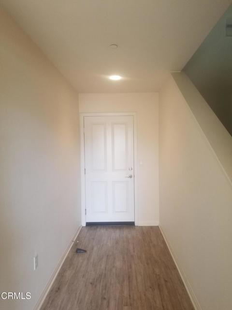 Building Photo - 992 Los Angeles Ave